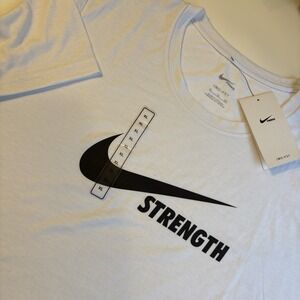 NIKE STRENGTH DriFit‎ T-shirt White NWT Women's XL